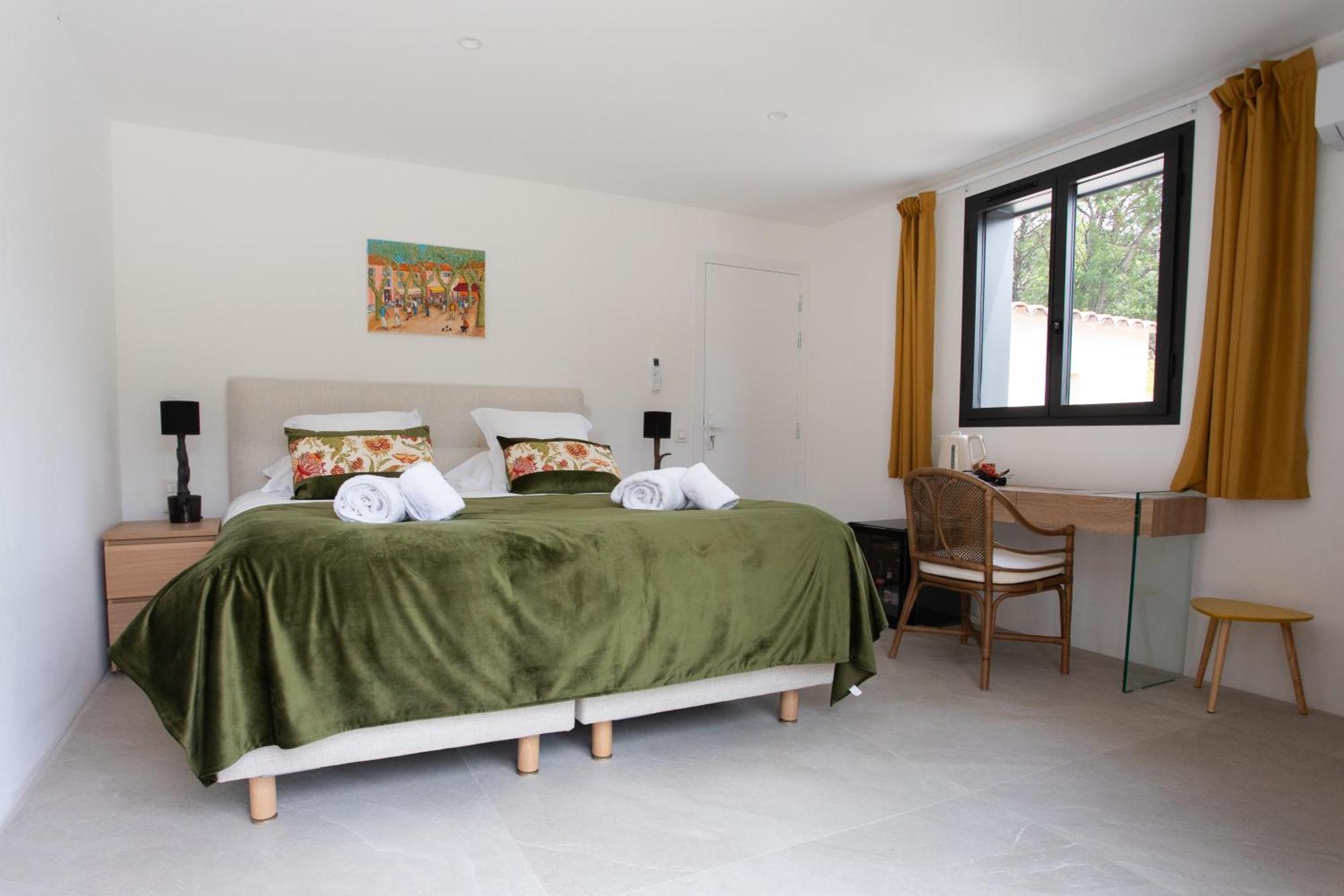 Hotel Le Verger Maelvi Grimaud Habitación foto