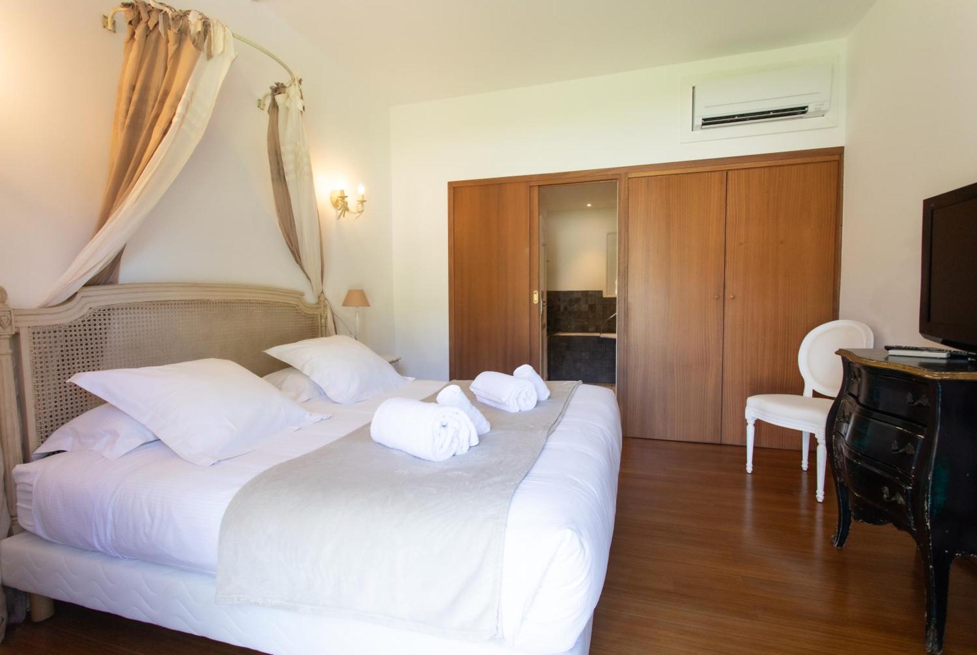 Hotel Le Verger Maelvi Grimaud Habitación foto